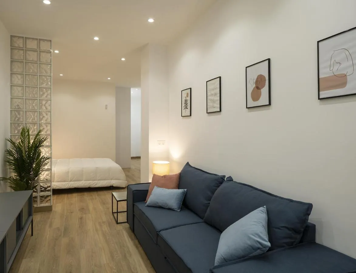 Apartamentos Mª Luisa De Dios, By Daimar Granada
