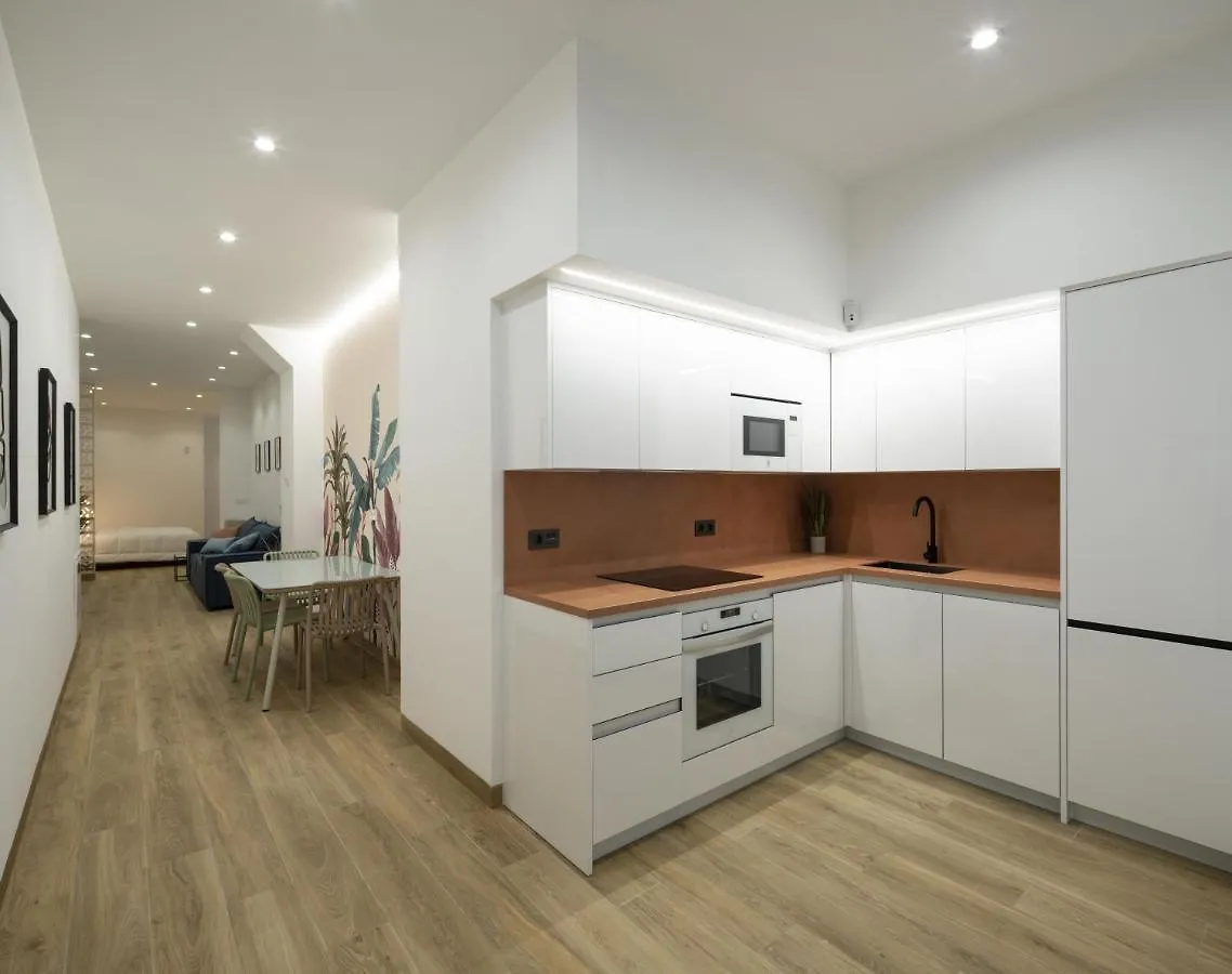 Apartamentos Mª Luisa De Dios, By Daimar غرناطة 0*,